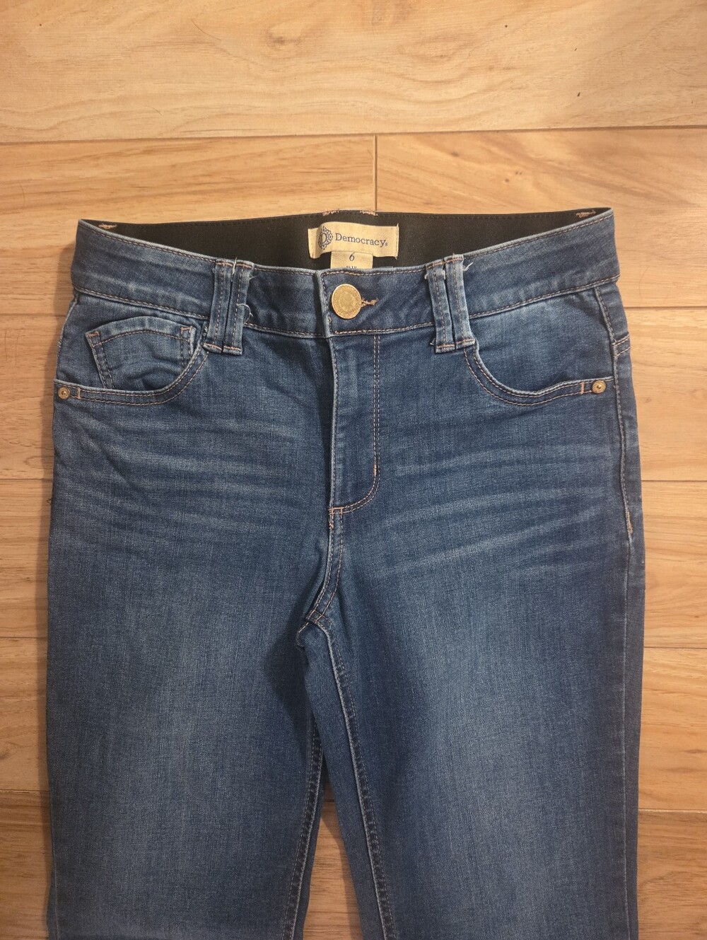 Democracy Ab Technology Jeans Size 6 Bootcut Stretch Distressed Medium Wash - Picture 4 of 9